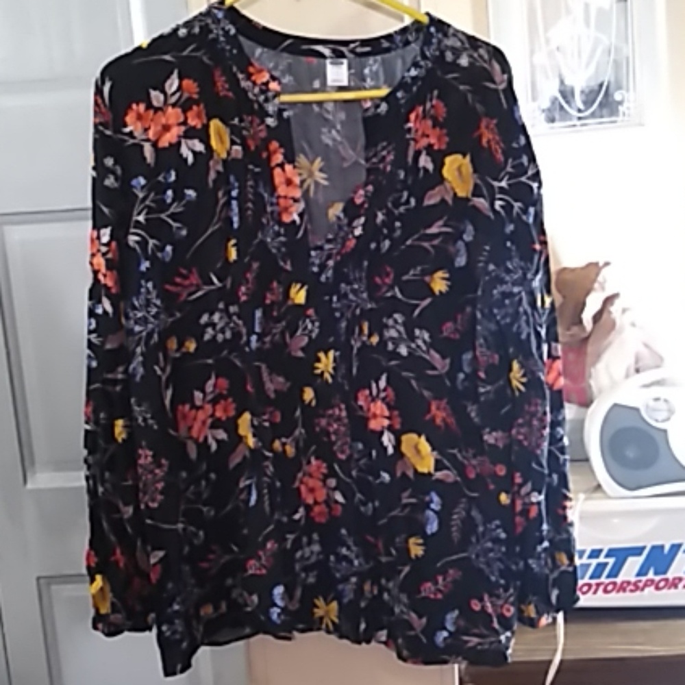 💐ADORABLE!!💐 OLD NAVY FLORAL PEASANT BLOUSE!